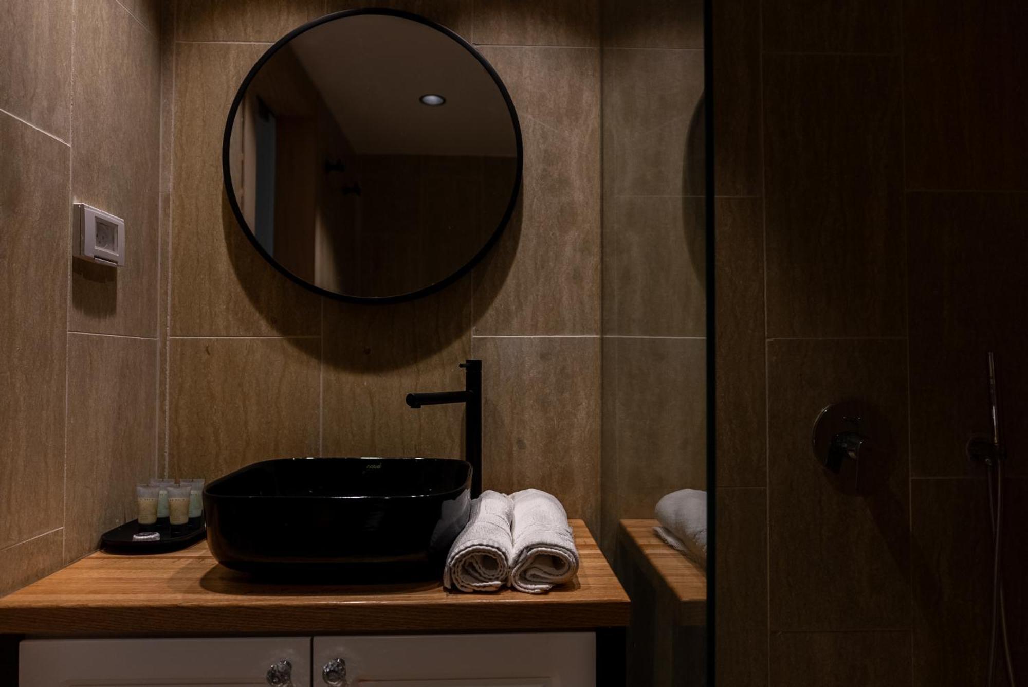 Adama Boutique Hotel ميتزبي رامون المظهر الخارجي الصورة